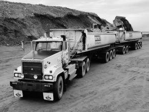 Mack Bigfoot 1995 года